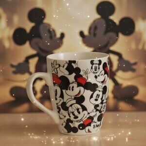 Charming Mickey & Minnie coffee mug